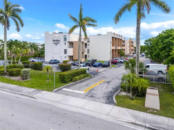 10900 SW 104th Street #107, Miami, FL 33176