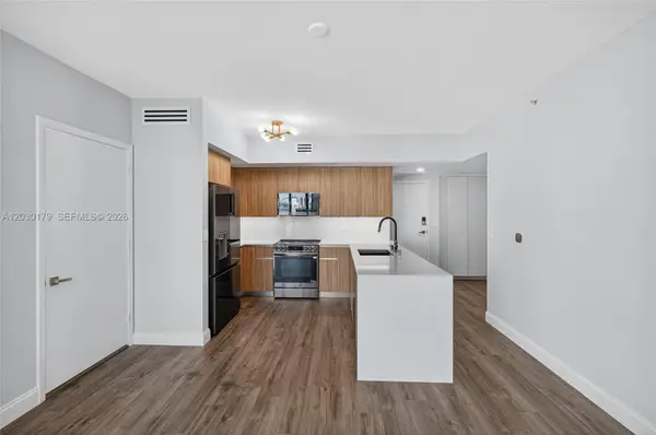 350 S Miami Avenue #1705, Miami, FL 33130