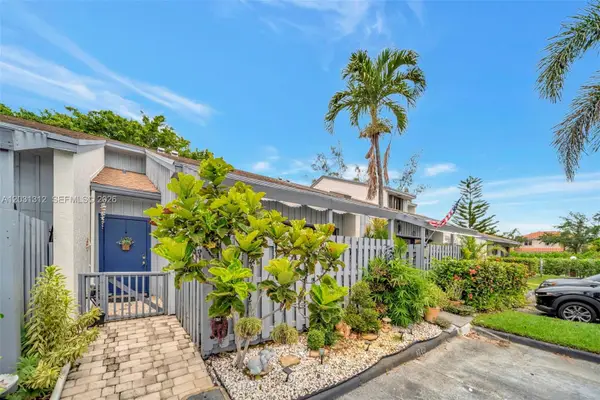 1638 N 15th Terrace, Hollywood, FL 33020