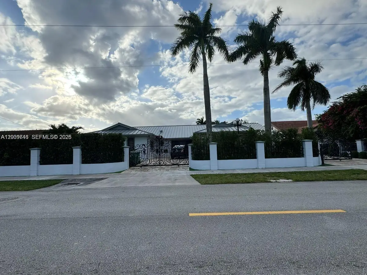 3690 SW 139th Avenue, Miami, FL 33175 - #1