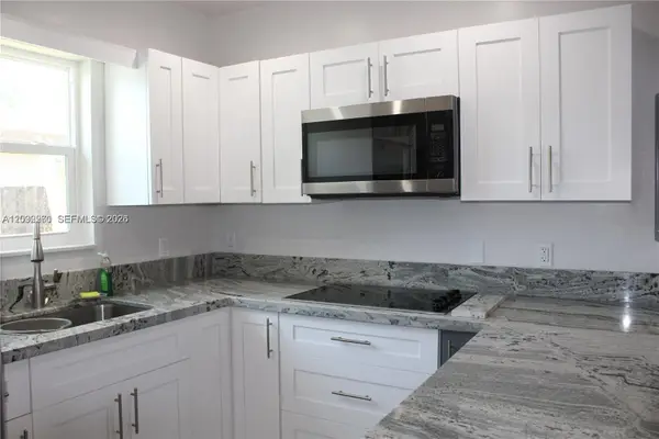 4035 E 2nd Avenue, Hialeah, FL 33013