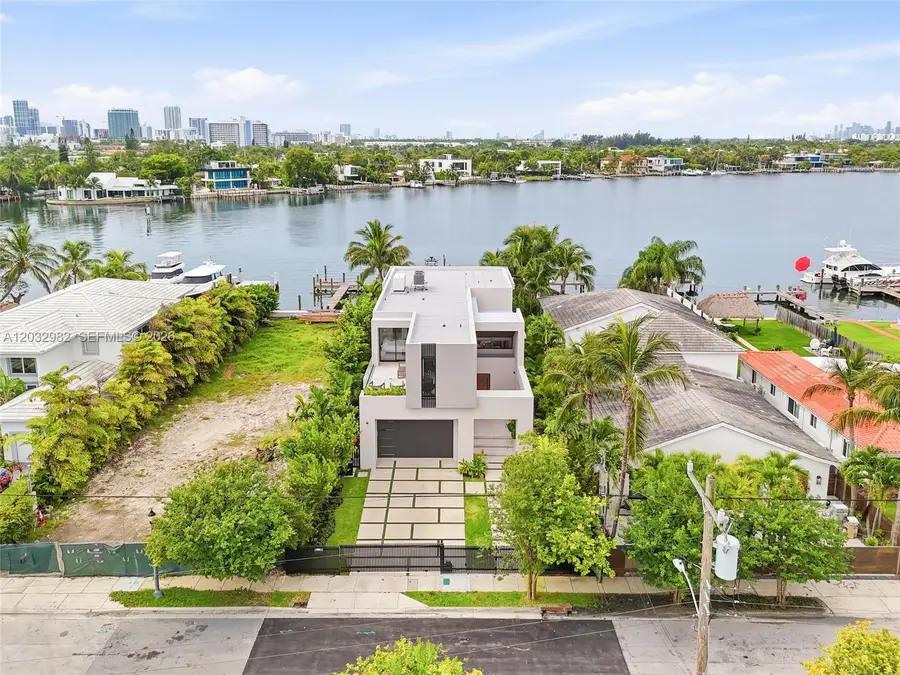 1050 Stillwater Drive, Miami Beach, FL 33141 - #3