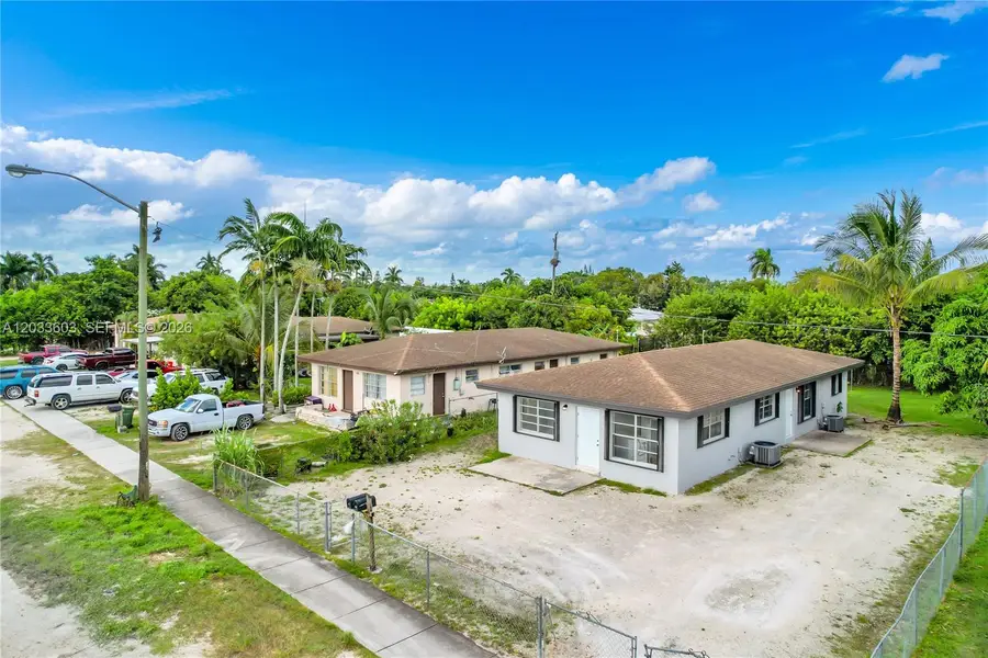 1011 NW 9th Street, Homestead, FL 33030 - #2