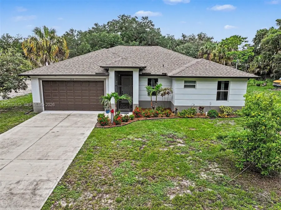 190 Hendry Street, Labelle, FL 33935 - #3