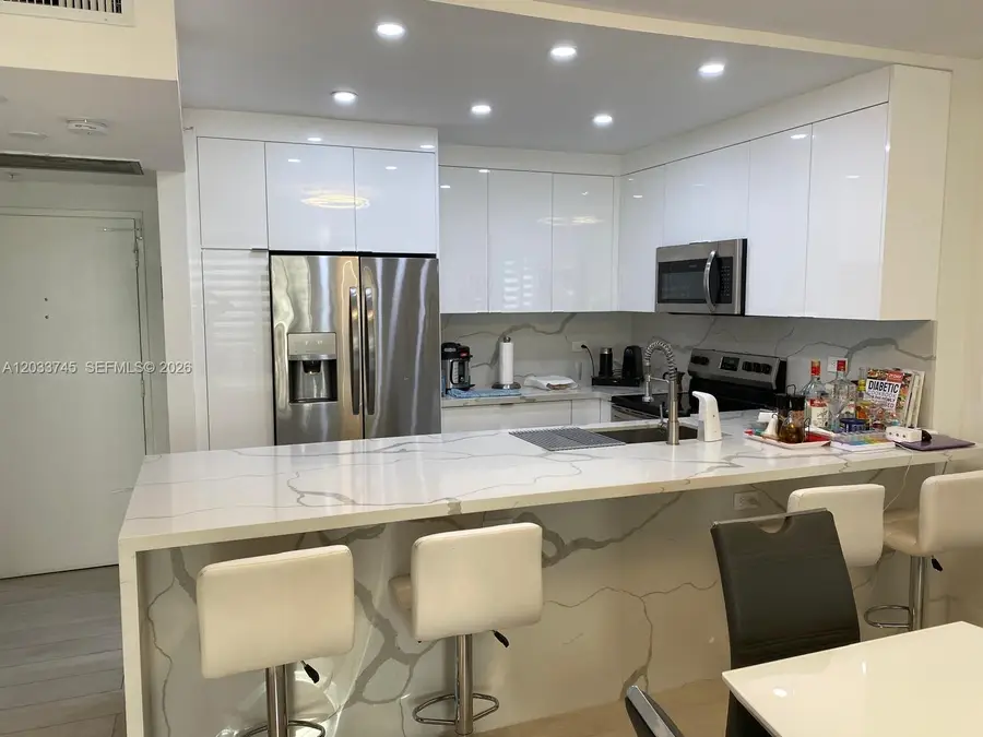 5601 Collins Avenue #622, Miami Beach, FL 33140 - #3
