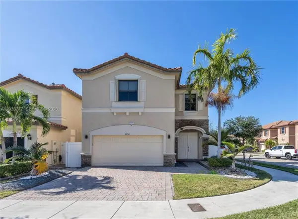 8894 W 34th Avenue, Hialeah, FL 33018