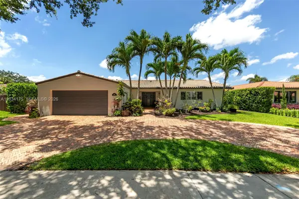 8601 Dundee Terrace, Miami Lakes, FL 33016