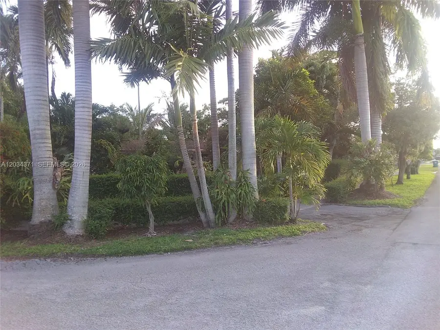 5300 SW 103rd Place, Miami, FL 33165 - #2