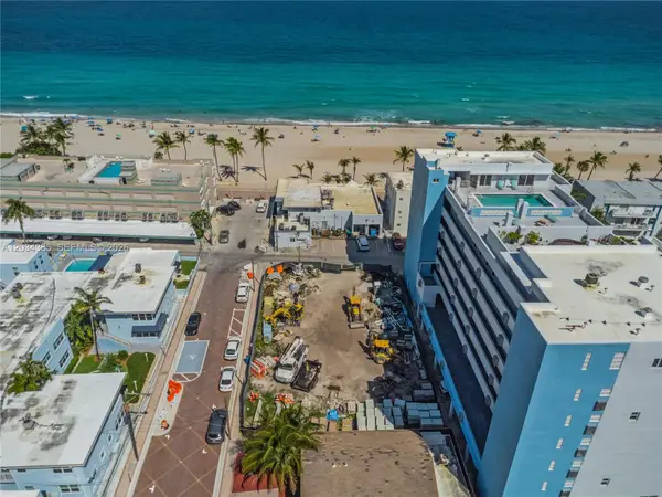 300 Van Buren Street, Hollywood, FL 33019