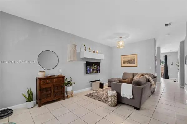 2551 SE 16th Terrace #101, Homestead, FL 33035
