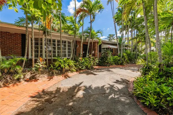 785 NE 155th Street, Miami, FL 33162