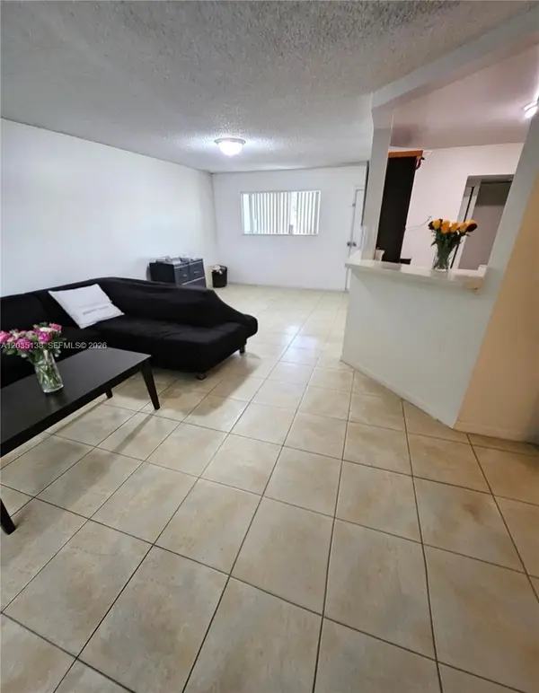 3465 NW 44th Street #103, Oakland Park, FL 33309