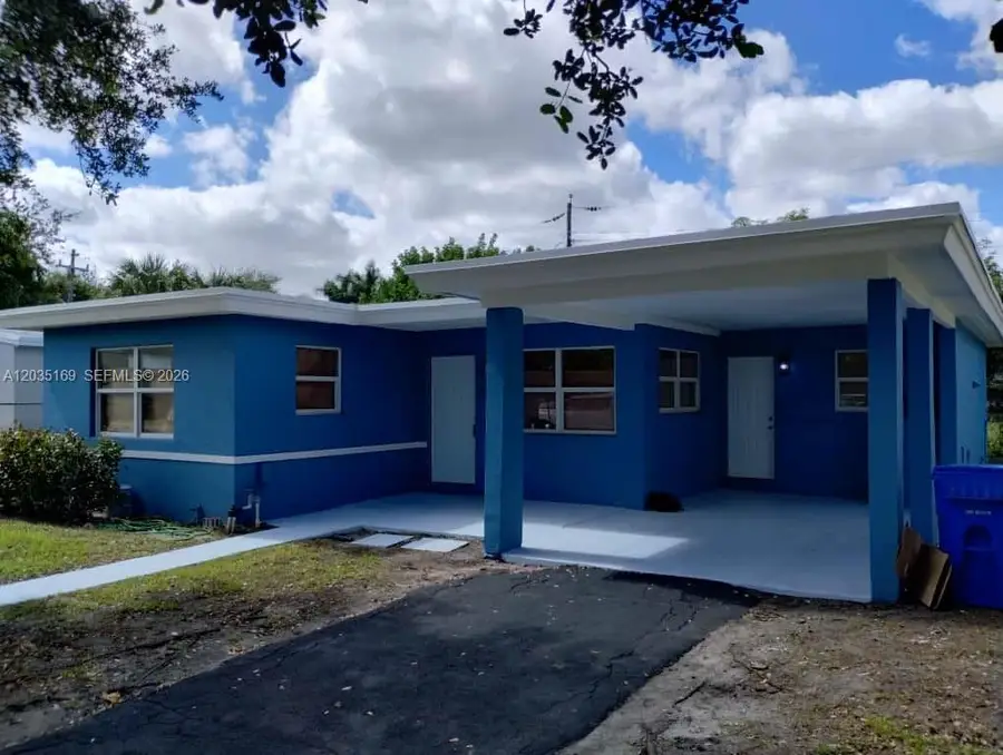 809 NW 12th Avenue, Fort Lauderdale, FL 33311 - #2
