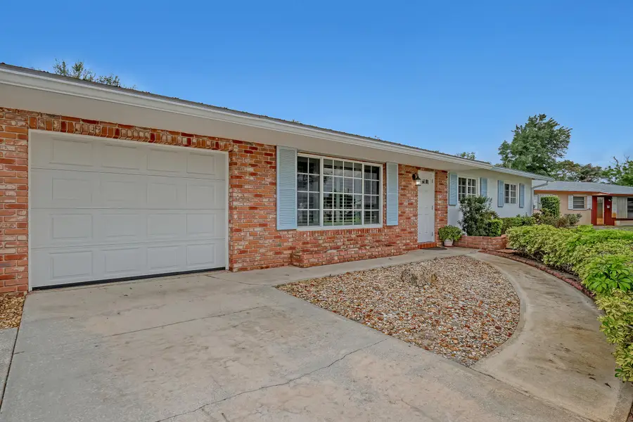 24 Pinetree Circle, Tequesta, FL 33469 - #3