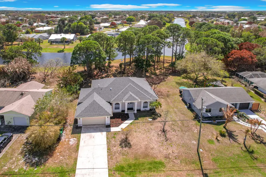 2342 SE Grand, Port Saint Lucie, FL 34952 - #2