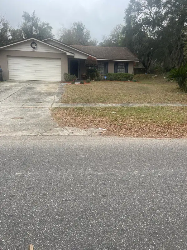 1202 Yvonne Street, Apopka, FL 32712