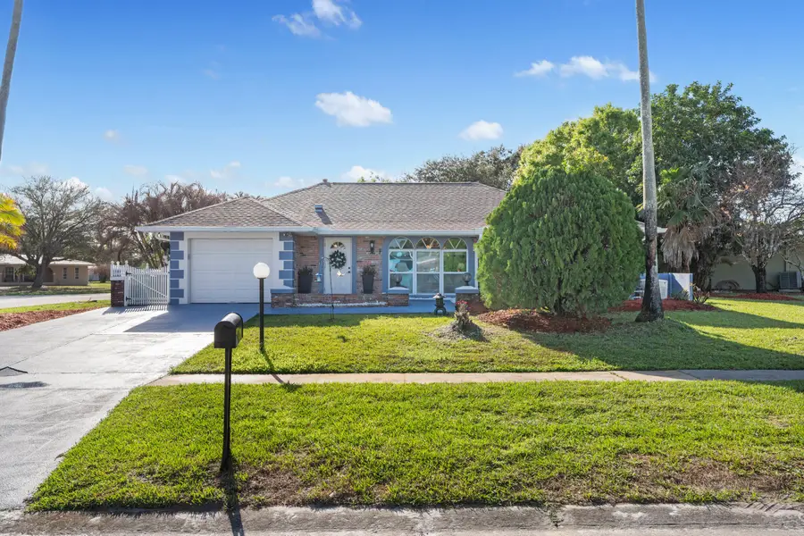 154 NE Hemet, Port Saint Lucie, FL 34983 - #2