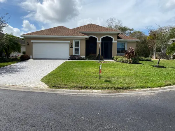 753 SW Fortunella Cir Circle Sw, Vero Beach, FL 32968