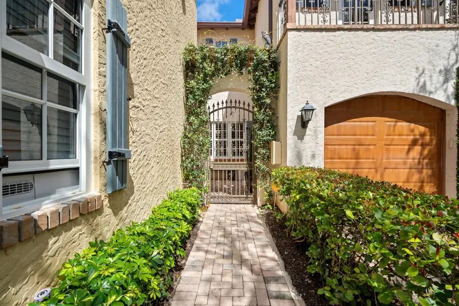 1027 Coralina, Delray Beach, FL 33483 - #2