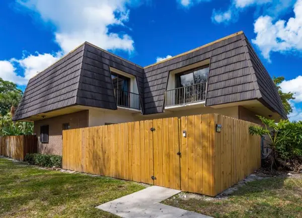 4572 Cherry, West Palm Beach, FL 33417