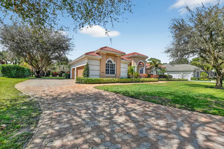 893 Forest Glen Lane, Wellington, FL 33414 - #2