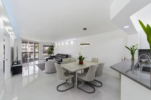 7524 Granville #201, Tamarac, FL 33321