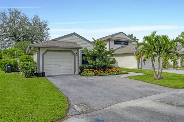 2474 Bedford Mews, Wellington, FL 33414