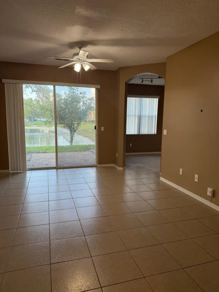 1510 Seminole Palms, Greenacres, FL 33463 - #2