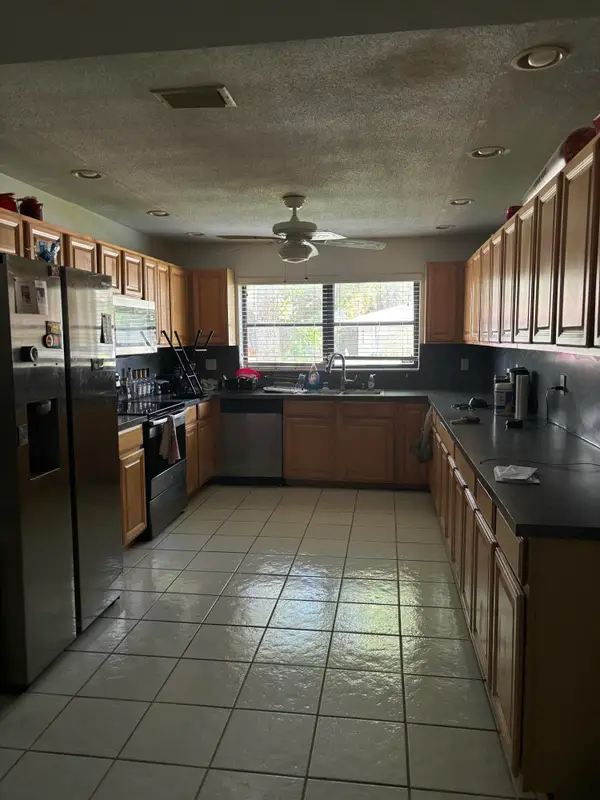 1410 NW 93rd Terrace, Coral Springs, FL 33071