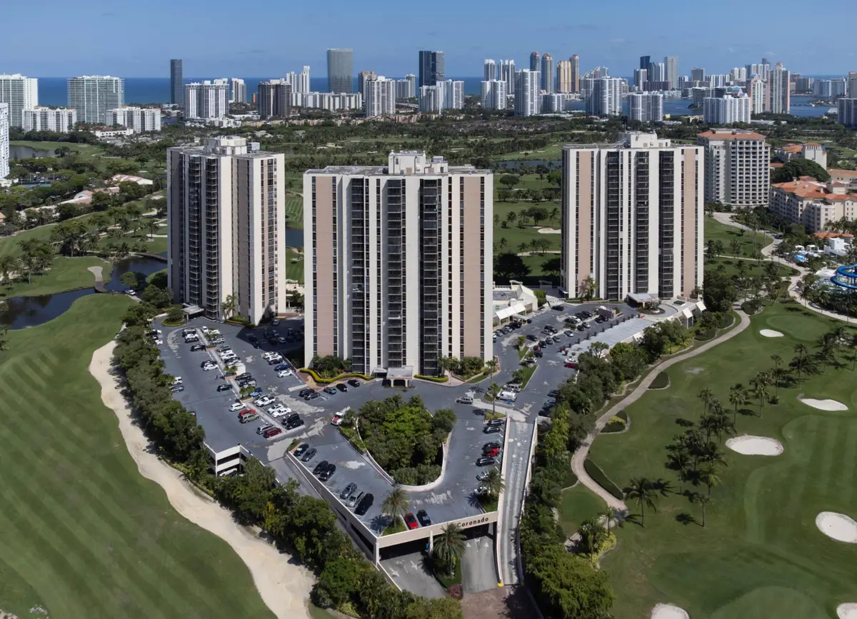 20335 W Country Club #1704, Aventura, FL 33180 - #1