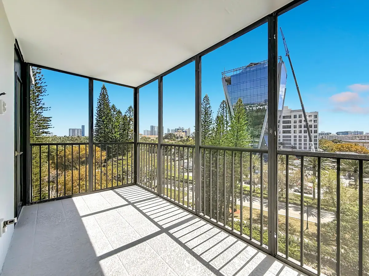 20100 W Country Club #707, Aventura, FL 33180 - #1