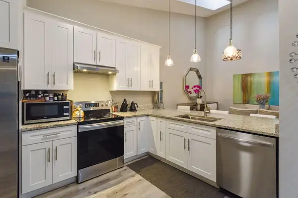 8207 NW 70th #8207, Tamarac, FL 33321