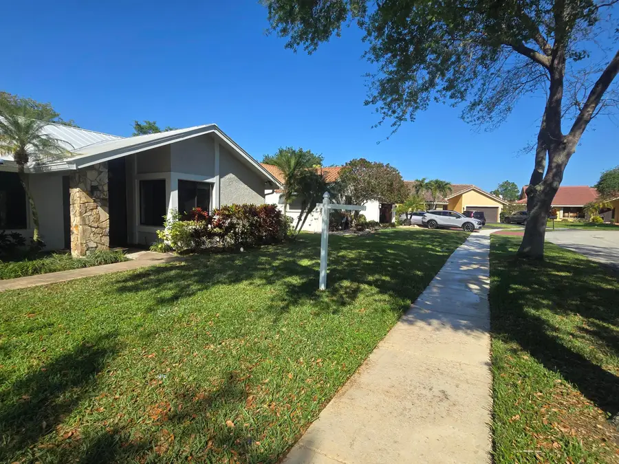 10207 NW 7th Court, Plantation, FL 33324 - #2