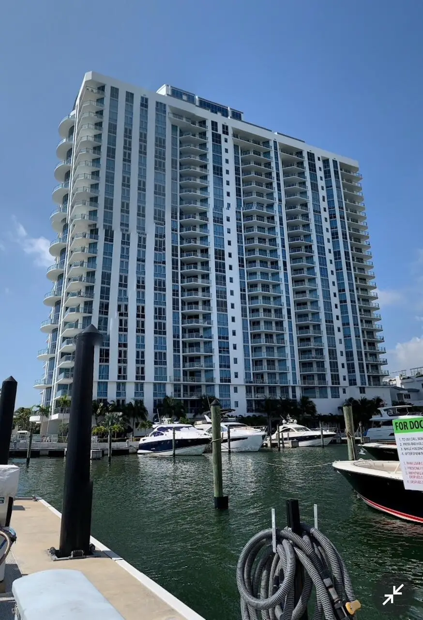 17211 Biscayne Boulevard, North Miami Beach, FL 33160 - #2