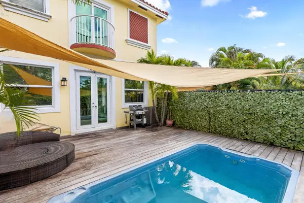 1222 NE 18th Avenue #1, Fort Lauderdale, FL 33304