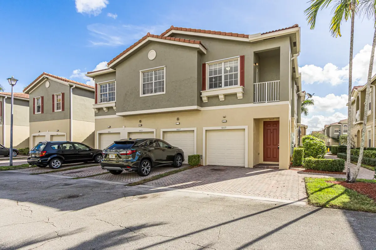 5869 Hampton Hills Boulevard, Tamarac, FL 33321 - #1