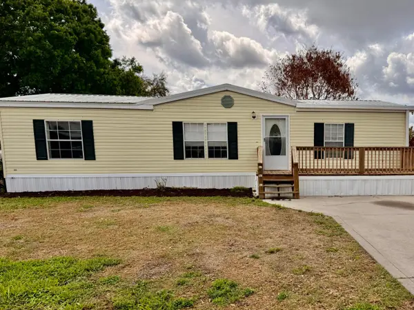 1088 Peach Street, Okeechobee, FL 34974