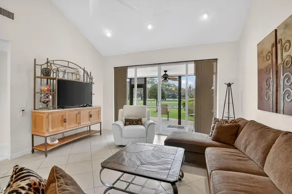 19830 Sawgrass Drive #301, Boca Raton, FL 33434