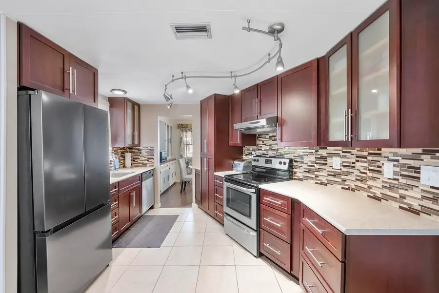 5490 SW 32nd Terrace, Fort Lauderdale, FL 33312 - #2