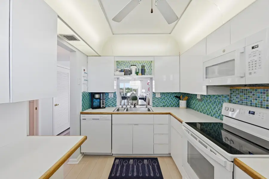 4540 N Ocean Drive #506, Fort Lauderdale, FL 33308 - #3