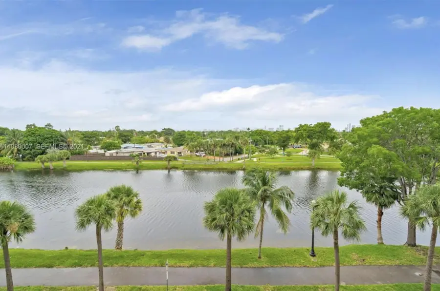 16850 S Glades Drive #2g, North Miami Beach, FL 33162 - #3