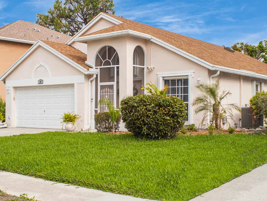 107 Saratoga Boulevard E, West Palm Beach, FL 33411 - #2