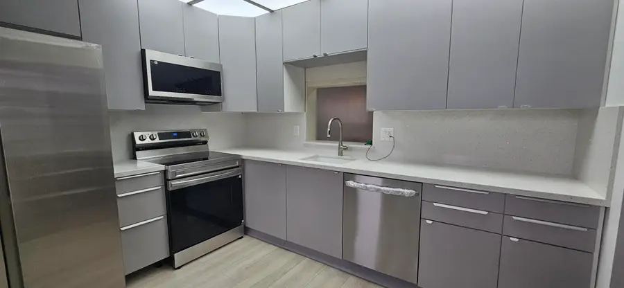 421 NE 14th Avenue #302, Hallandale Beach, FL 33009 - #2