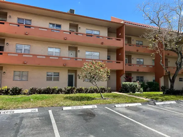 8810 W Mcnab Road #Unit 205, Tamarac, FL 33321
