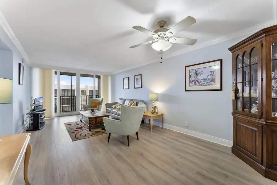 8 N Royal Palm Way #6040, Boca Raton, FL 33432 - #3