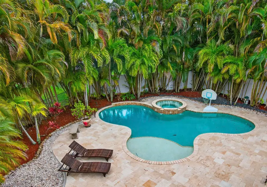 9732 Phipps Lane, Wellington, FL 33414 - #2