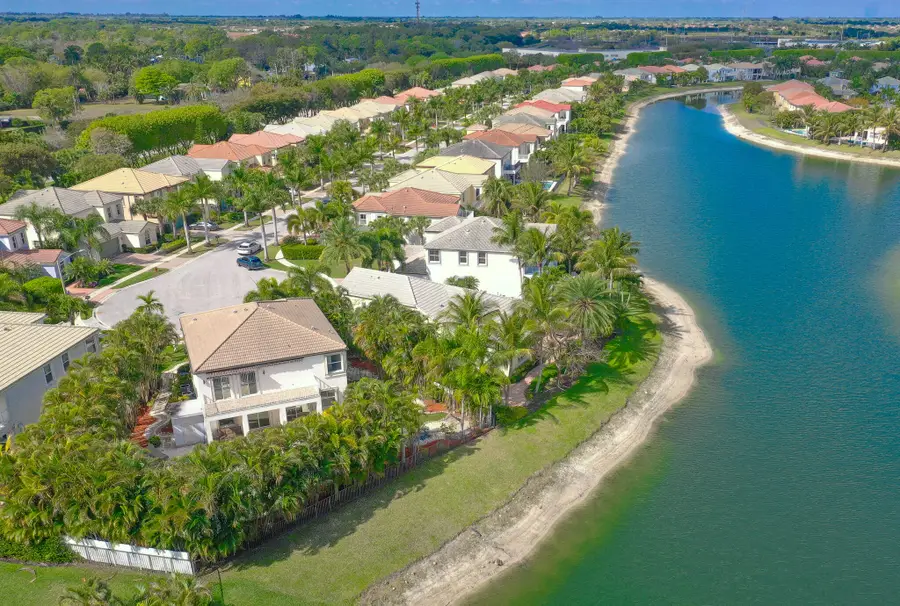 9732 Phipps Lane, Wellington, FL 33414 - #3