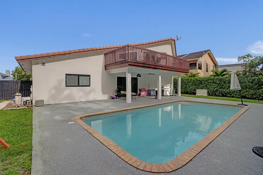 861 Mockingbird Lane, Plantation, FL 33324 - #2