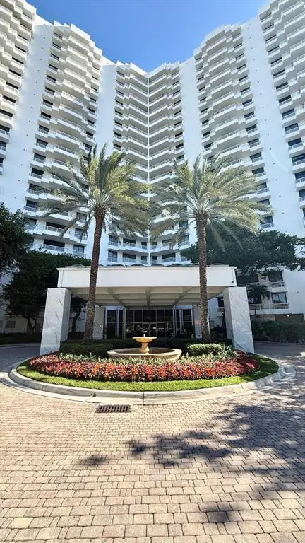 3300 NE 192 Street #1901, Aventura, FL 33180