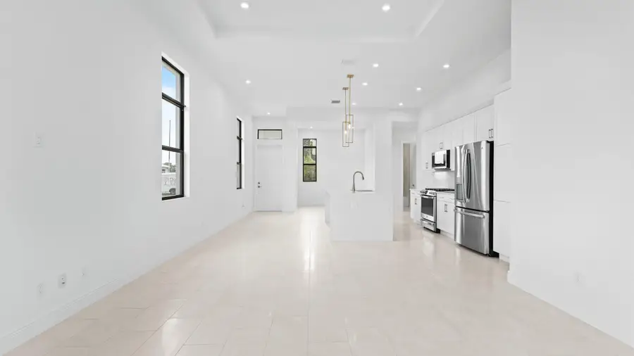 375 SE Via Sangro, Port Saint Lucie, FL 34952 - #2